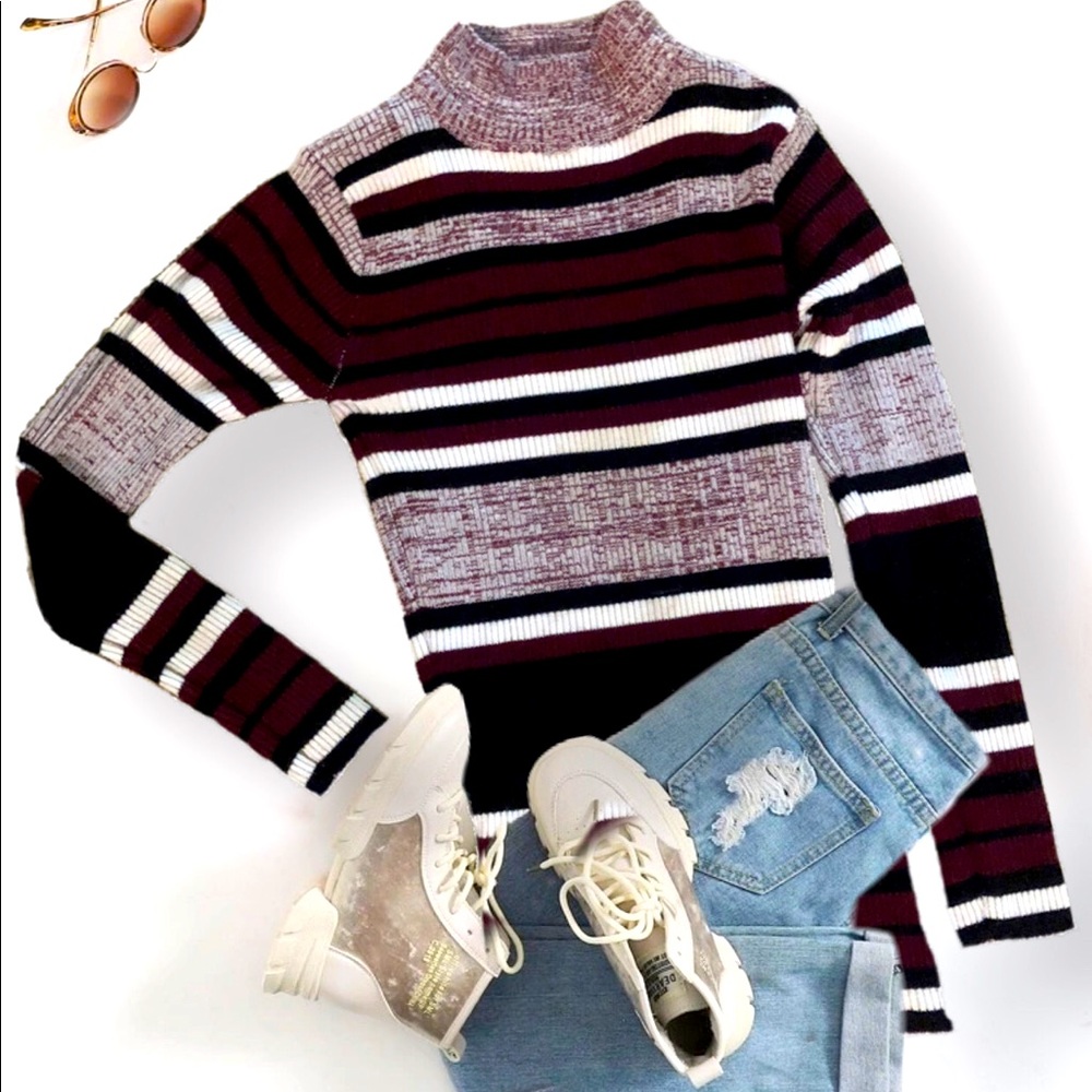 Turtle neck long sleeve top sweater